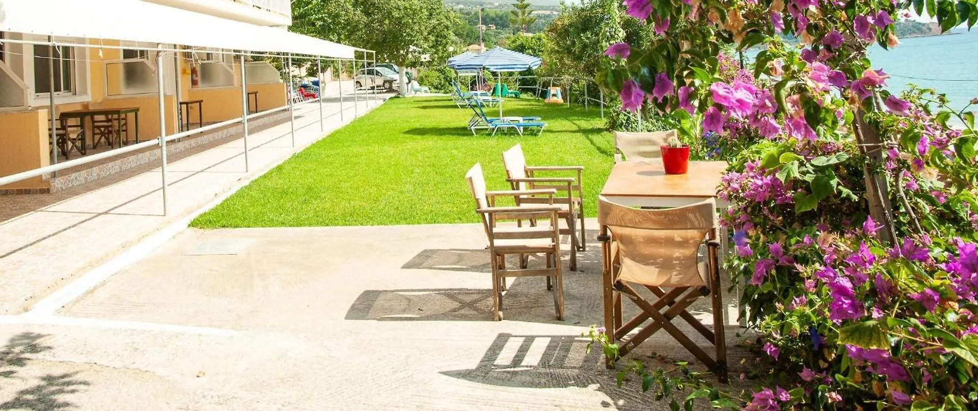 Rosa'S Beach Studios Lourdata  Greece